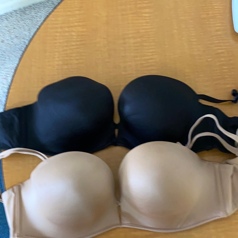 2 bombshell victoria secrets push up bra 36c only used 2x